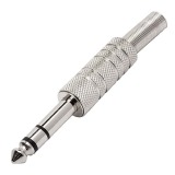 PLUG CONECTOR P10 MACHO ESTEREO METAL COM MOLA